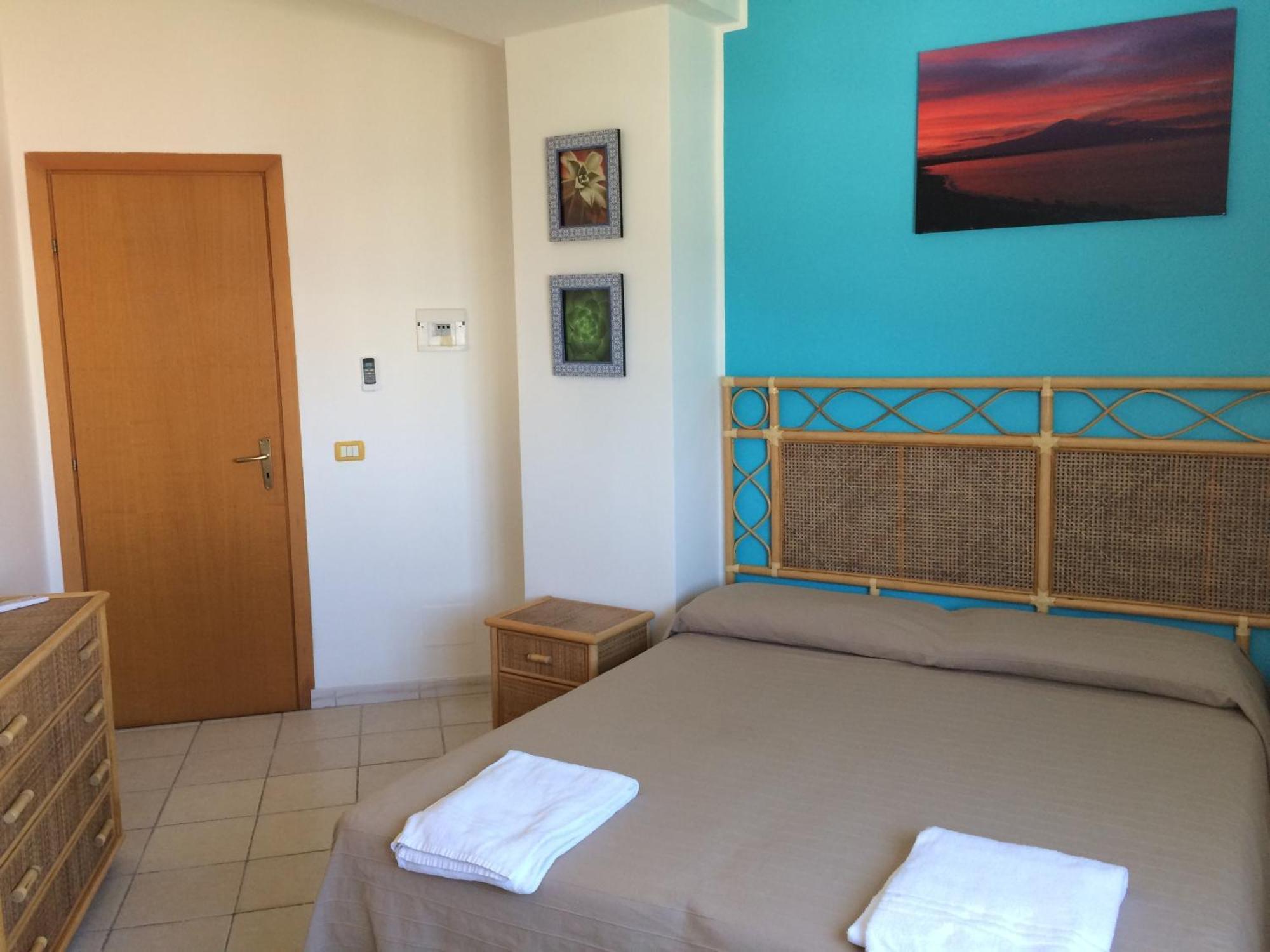 Hotel Il Triangolo Agnone Bagni Luaran gambar